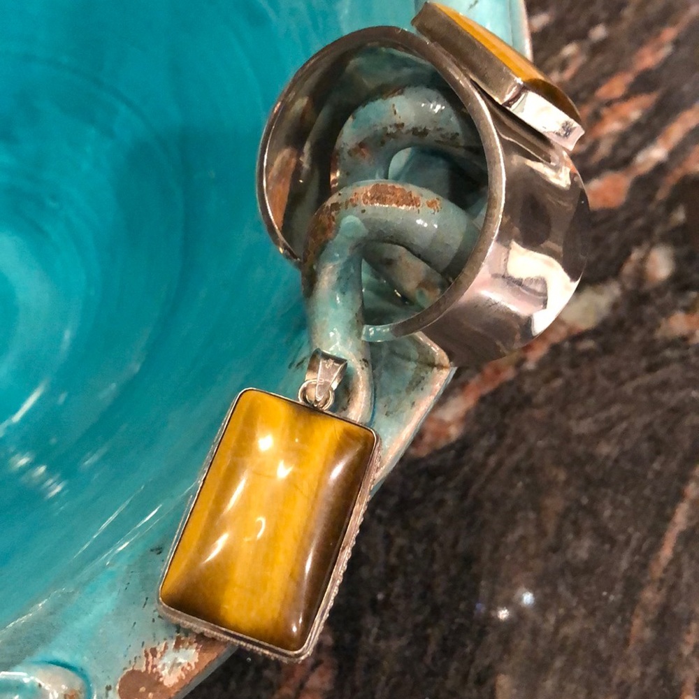 “AWESOME” TIGER’S EYE PENDANT